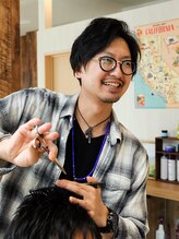 ファミリア ヘアーワークス(FAMILIA HAIR WORKS) 佐々木 量平