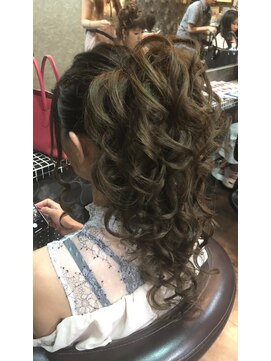 スタジオカラー(Studio Color) ちらし