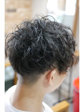 ラヴィーヘアーワークス(LAVIE hair works) パーマ復活カット