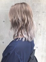 メリー(merry craftsman's factory) 外国人風バレイヤージュシナモンベージュハイライトグレージュ