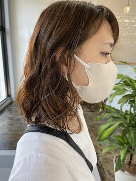 ソル(sol.) 【Saori】ミディアムランダムウェーブパーマ