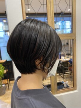 エイムヘアーティエル 鶴川店(eim hair tiele) ほんのり前下がりのショートボブ