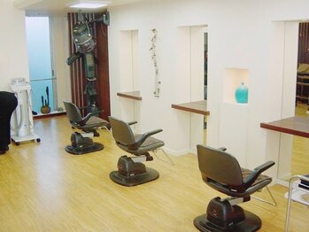 Beauty salon TAKIZAWA【ビューティーサロン タキザワ】