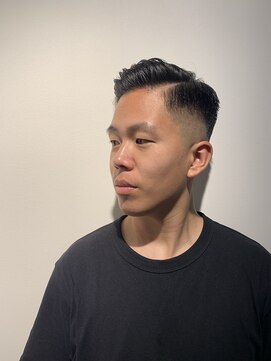 クロムトウキョウ ザ バーバー 新宿本店(CHROM TOKYO the Barber) スキンフェードハードパート 新宿/代々木/フェードカット/20代