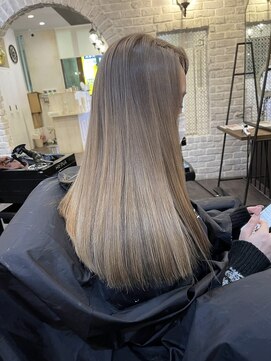 ルクスバイアフィナー(Luxo by Afinar) ミルクティー ベージュ【町田/Luxo by Afinar】