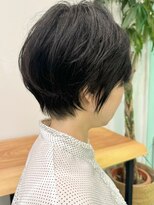 ビューエヒメ(VIEW EHIME)&nbsp;小顔カットショートボブ大人可愛いアッシュオリーブ