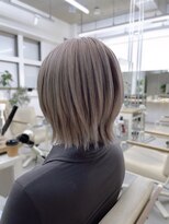 モリオフロムロンドン 大宮店(morio from London)&nbsp;【レイヤーボブ×ミルクティーベージュ】