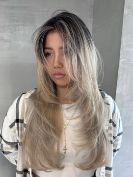 トゥイン 八王子(TWIN) 地毛ハイライトフェイスフレーミングレイヤーカット海外ヘア