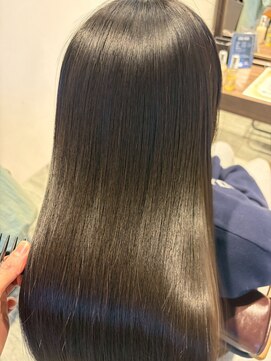 クレヨン ケース(Crayon case) 透明感カラー髪質改善カラー寒色系カラーシースルーカラー