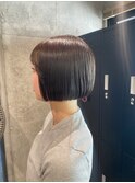 切りっぱなしボブ/顔まわりレイヤー/ミルクティーベージュ