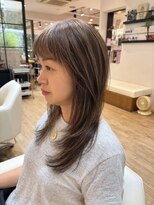 ジュイール(jouir)&nbsp;三鷹白髪ぼかしハイライトショートボブウルフレイヤーカット韓国