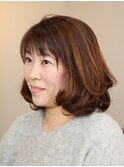 毛先のカールが大人可愛い!