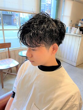 アンティコ(Antico) ソフトツイストスパイラル流行マッシュショート束感ツーブロック