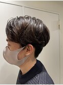センターパートマッシュ