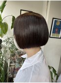 ミニボブ×カーキグレージュ