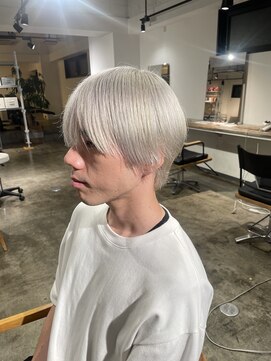 ニュート(Neut ) メンズホワイトブリーチ/ケアブリーチ/ハイトーンカラー/名古屋