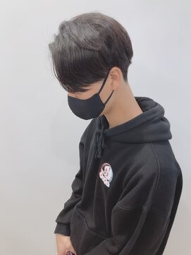 モリオフロムロンドン 松戸店(Morio from London) 【松戸 岩口】黒髪ツーブロック刈り上げハンサムショート