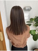 赤みを抑えたツヤツヤアッシュブラウン