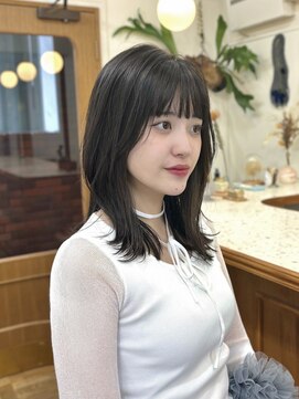 シエン 恵比寿(CIEN) ふんわりくびれミディアムヘア/地毛風透明感カラー