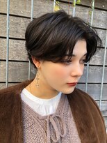 毛流れパーマセンターパートショート