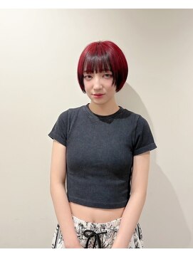 メロン 高円寺(melon) レッド/ブラック。デザインカラー