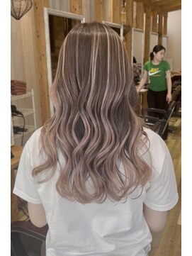 ラグーン(LAGOON) バレイヤージュグレージュハイライトダブルカラーケアブリーチ