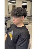 ステラ(STELLA)&nbsp;スペインカール/メンズ/メンズサロン/眉毛カット/メンズパーマ