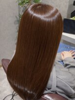 ワタトリ(waTatori)&nbsp;新宿【髪質改善】艶ロング/美髪ストレート/ブラウン/うる艶
