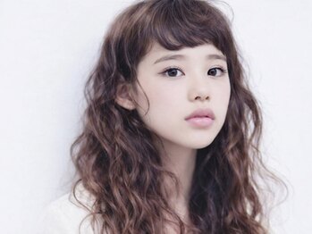 フィルム(film)の写真/【四条大宮スグ◆年中無休22:00まで受付】トレンドを取り入れたお手入れのしやすいパーマが大人気◎