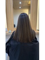 アトレ 南堀江店(attrait)&nbsp;微矯正×白髪ぼかしハイライト