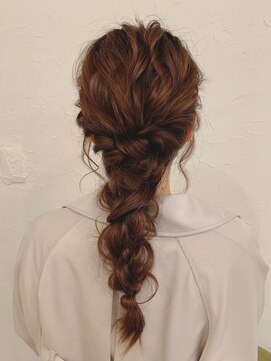ヘアメイクアンドセットサロン リッコ(Hair make&set salon Ricco) ゆるふわ編みおろし