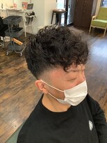 アークス(Ark'ss) ショート メンズ フェード スパイラル 強め フェードカット