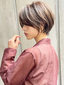 アヴァロン(AVALON) 絶壁解消/ひし形/前下がり/大人ショートボブ/30代/40代★猪狩★