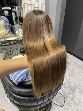 アローズ 久留米店(arose) 大人可愛い透明感立体感グレージュ×エアストレート