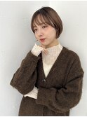 サンドベージュ×ミニショート