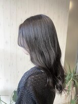 アライアオーロ(Alaiaolo)&nbsp;暗髪カラー