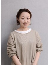 《柔らかい雰囲気のママ美容師》トップスタイリスト「北山　美沙」