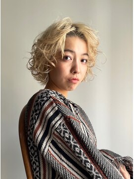 ニール シトロン 名古屋 伏見 丸の内(NEELU citron) 【Neeluscuro_take】パーマ風巻きボブレイヤー