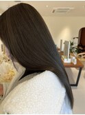 オリーブグレージュ