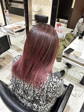 ヘアアンドビューティー クアトロ 戸祭店(QUATRO) バレイヤージュ