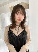 暗髪ミディアムレイヤー