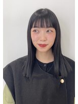 ジーナ 十条(Zina)&nbsp;ぱっつんストレート