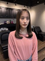 アシュレイ(ASHLEY)&nbsp;suzuレイヤーカット　簡単スタイリングでいつもと違う雰囲気に◎