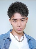 爽やかなアップバングショート