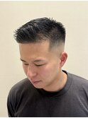 メンズバーバーフェードカット　フェザーアップスタイル