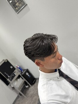 The Dukesの写真/【朝9時OPENで仕事前OK】清潔感と好印象の大人のメンズスタイル！朝から整え一日を自信を持ってスタート！