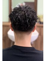 ケーエムシーセントラルルーツ(KMC Central Roots)&nbsp;フェード＆カット+眉カット