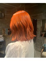 ロイジー(roijir)&nbsp;表参道 roijir 派手髪カラー×サニーオレンジ