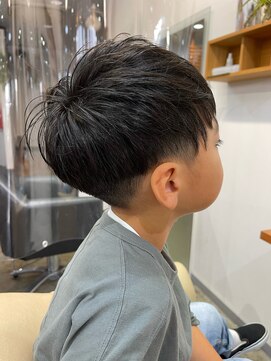 コロナ(CORONA) 刈り上げマッシュ