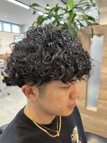 レオン 読谷店(LEON) 刈り上げツーブロック強めスパイラル